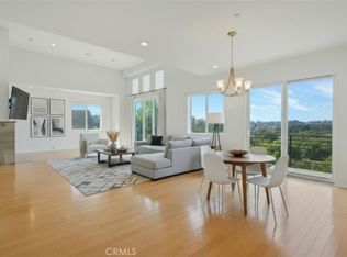 5678 Como Cir, Woodland Hills, CA 91367