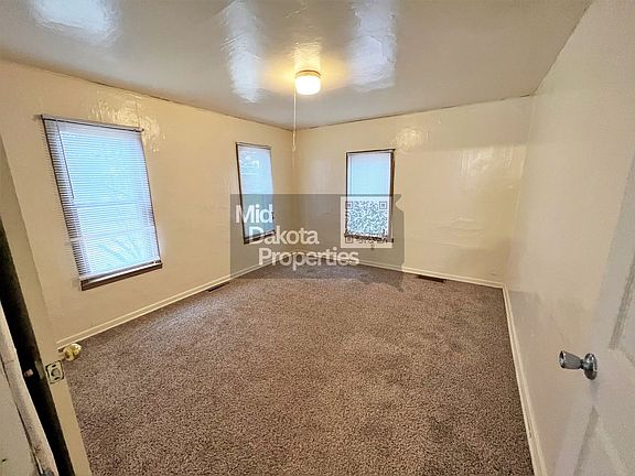 5th image of 414 E 7th Ave