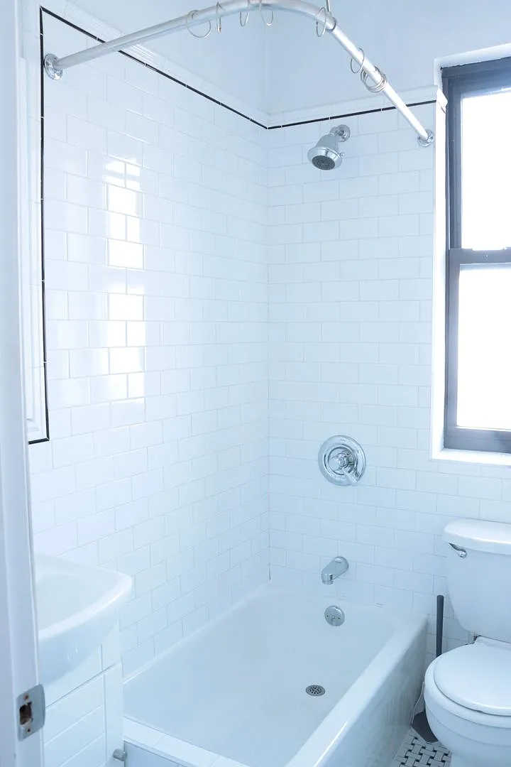 Cambreleng JJ LLC — Photo 3