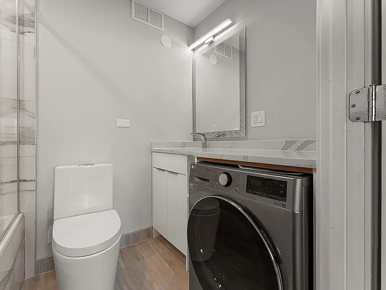 The Duplex Tower — Photo 101