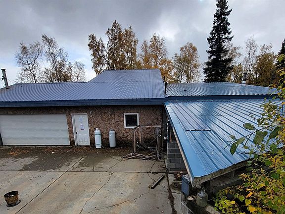 2nd image of 2134 Yellow Leaf Ct