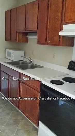 1 bed, 1.0 bath, 670 sqft, $895 — Photo 4