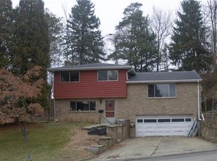 586 S Main St, Washington, PA 15301