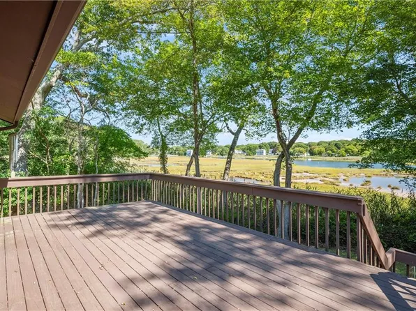 991 Middlebridge Rd, South Kingstown, RI 02879