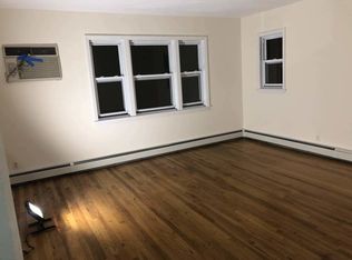 15428 41st Ave #2, Flushing, NY 11354