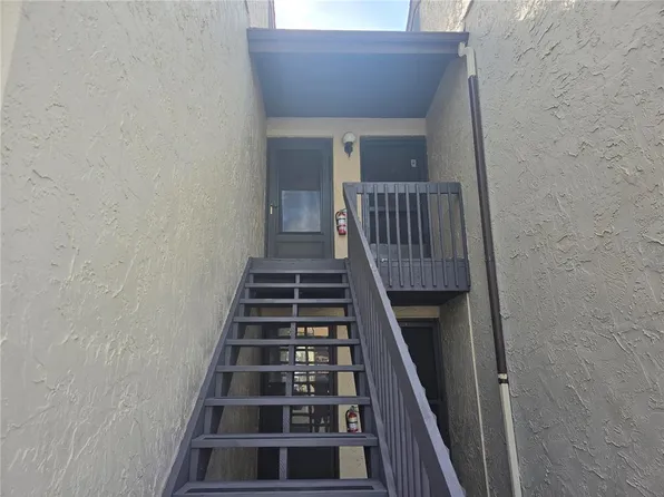 2721 HIDDEN LAKE BOULEVARD #C, SARASOTA, FL 34237