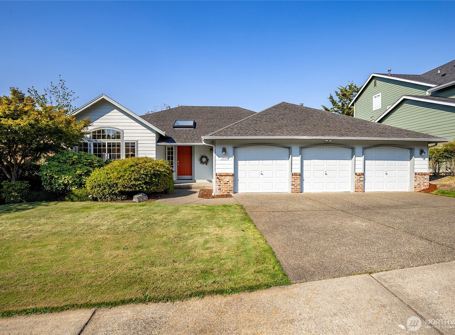 5502 Elizabeth Loop SE, Auburn, WA 98092 | Zillow