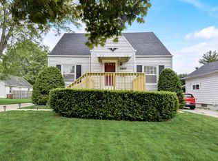 2200 Orchard St, Racine, WI 53405