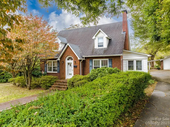 110 Lincoln Ave, Marion, NC 28752