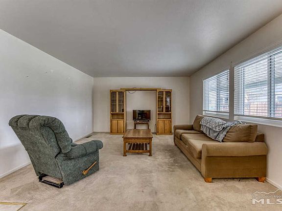 5th image of 7720 Porto Ct