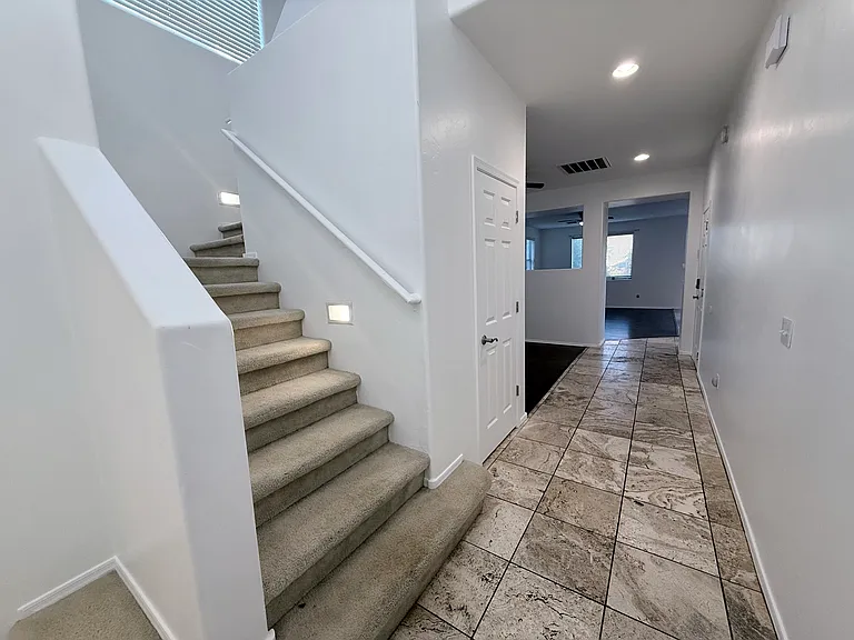 191 W Camino Espiga — Photo 7