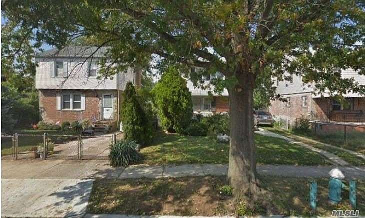 1st image of 27 Locustwood Blvd