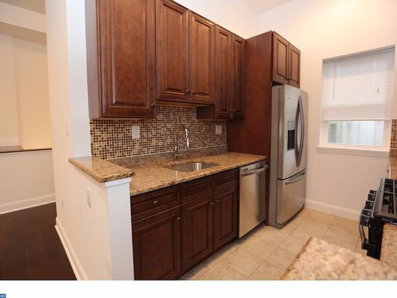 5th image of 713 W Girard Ave #2