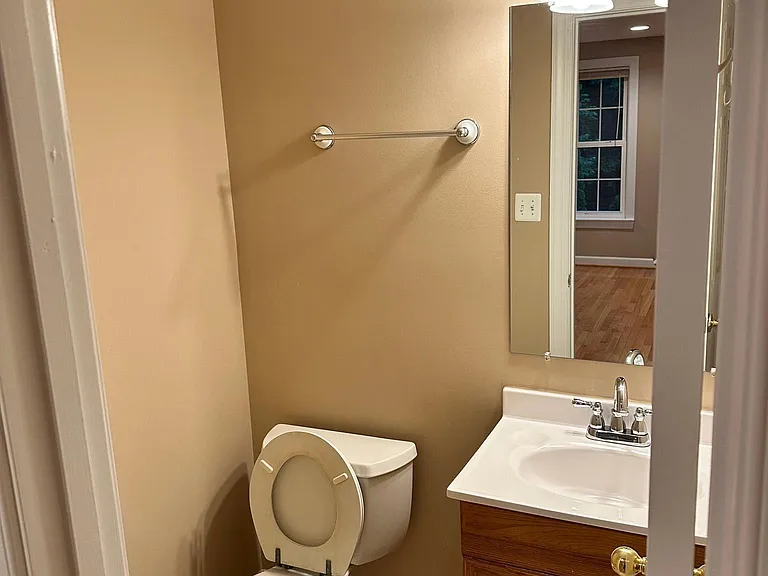 3119 Battersea Ln — Photo 9