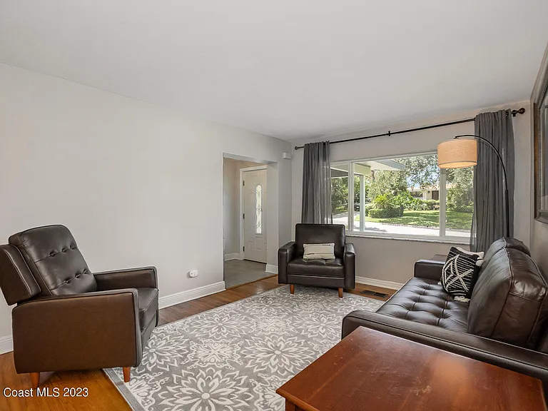 115 S Indian Cir — Photo 12