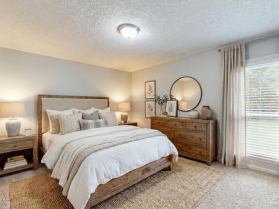 5th image of 9211 Marse Henry Dr