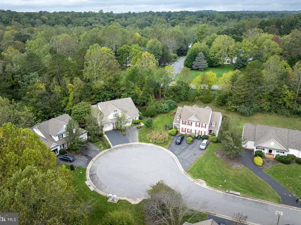 1182 Rustic Willow Ln, Charlottesville, VA 22911