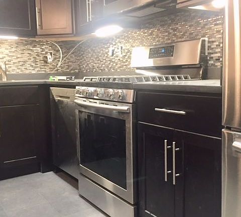 5th image of 72 Barrow St APT 2A