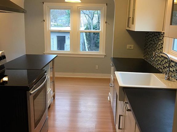 Kitchen towards breakfast nook