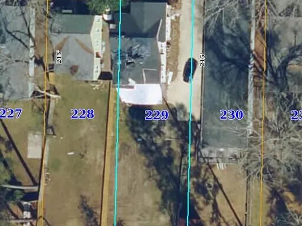 1125 Woodlawn St, Tupelo, MS 38804