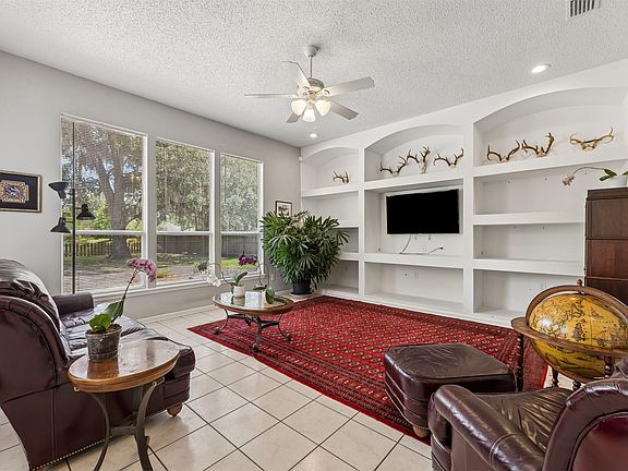 2nd image of 86087 Creekwood Dr