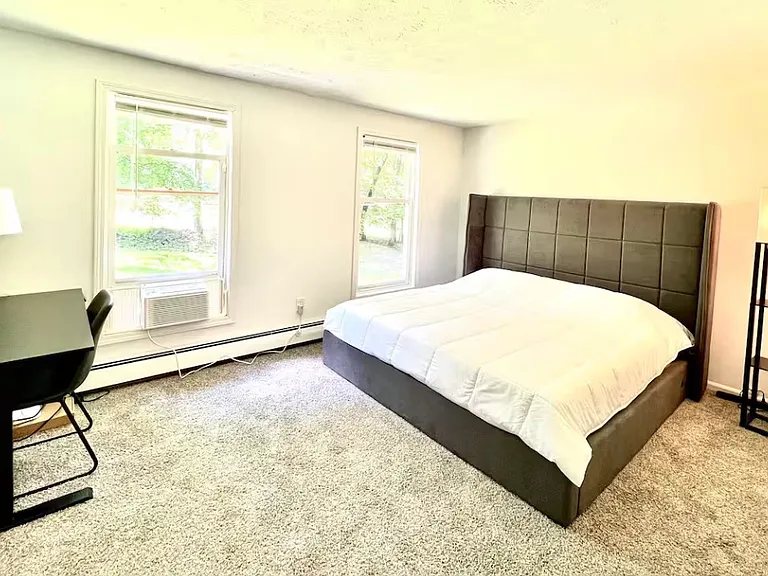 2418 Azalea Way — Photo 10