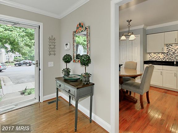 5th image of 10119 Sassafras Woods Ct