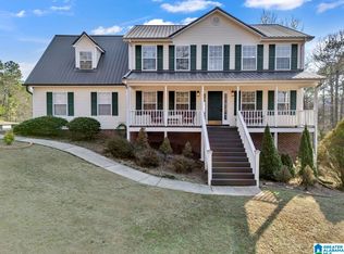 1002 Long Leaf Trl, Warrior, AL 35180