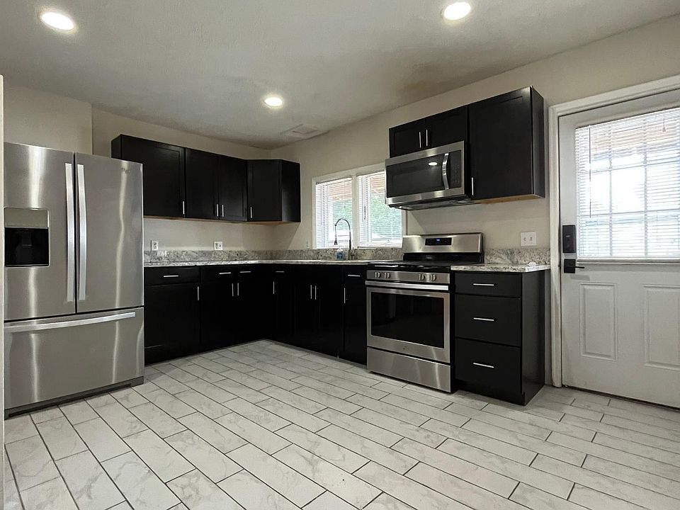 1st image of 48 Germain Ave