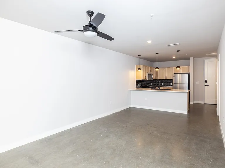 The District Lofts — Photo 14