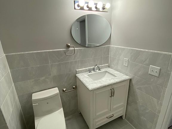 4th image of 14 Ivy Pl