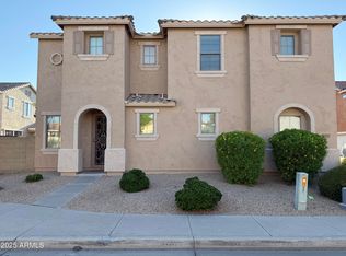 848 S Colonial Dr, Gilbert, AZ 85296