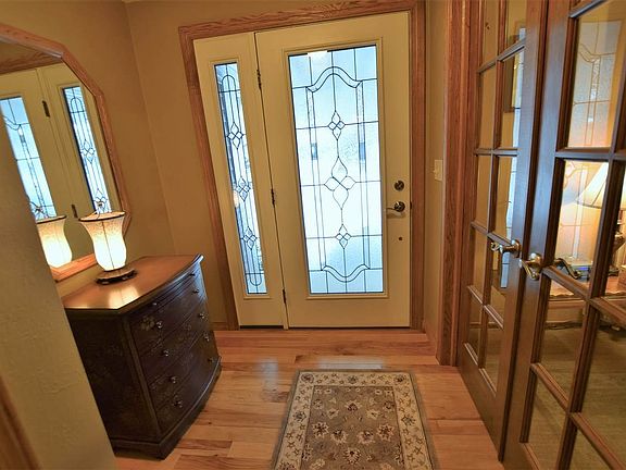 2nd image of 1935 Knotty Pine Dr