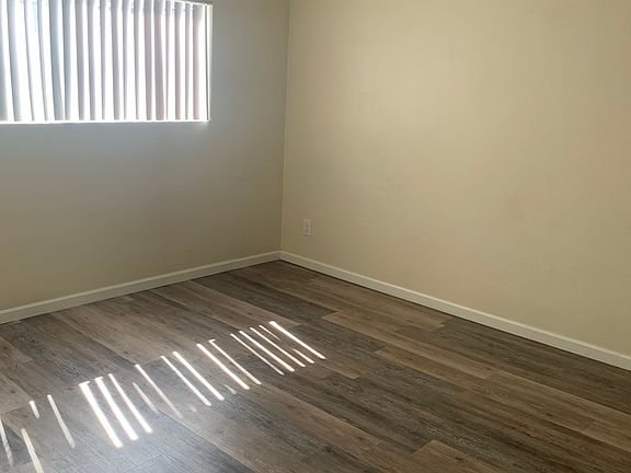 3rd image of 1407 Brockton Ave #5-16