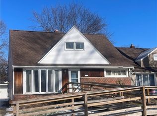 371 E 271st St, Euclid, OH