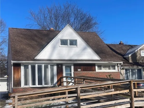371 E 271st St, Euclid, OH 44132