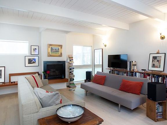2nd image of 3101 5th St APT 2