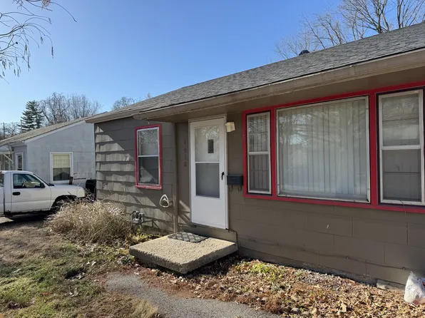 1412 S Crane St, Independence, MO 64055