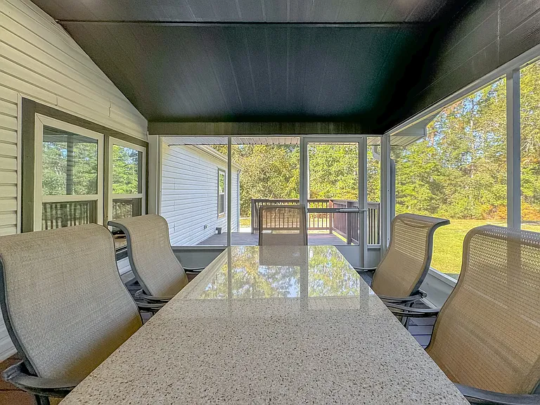 16957 Lake Christiana Ct — Photo 33