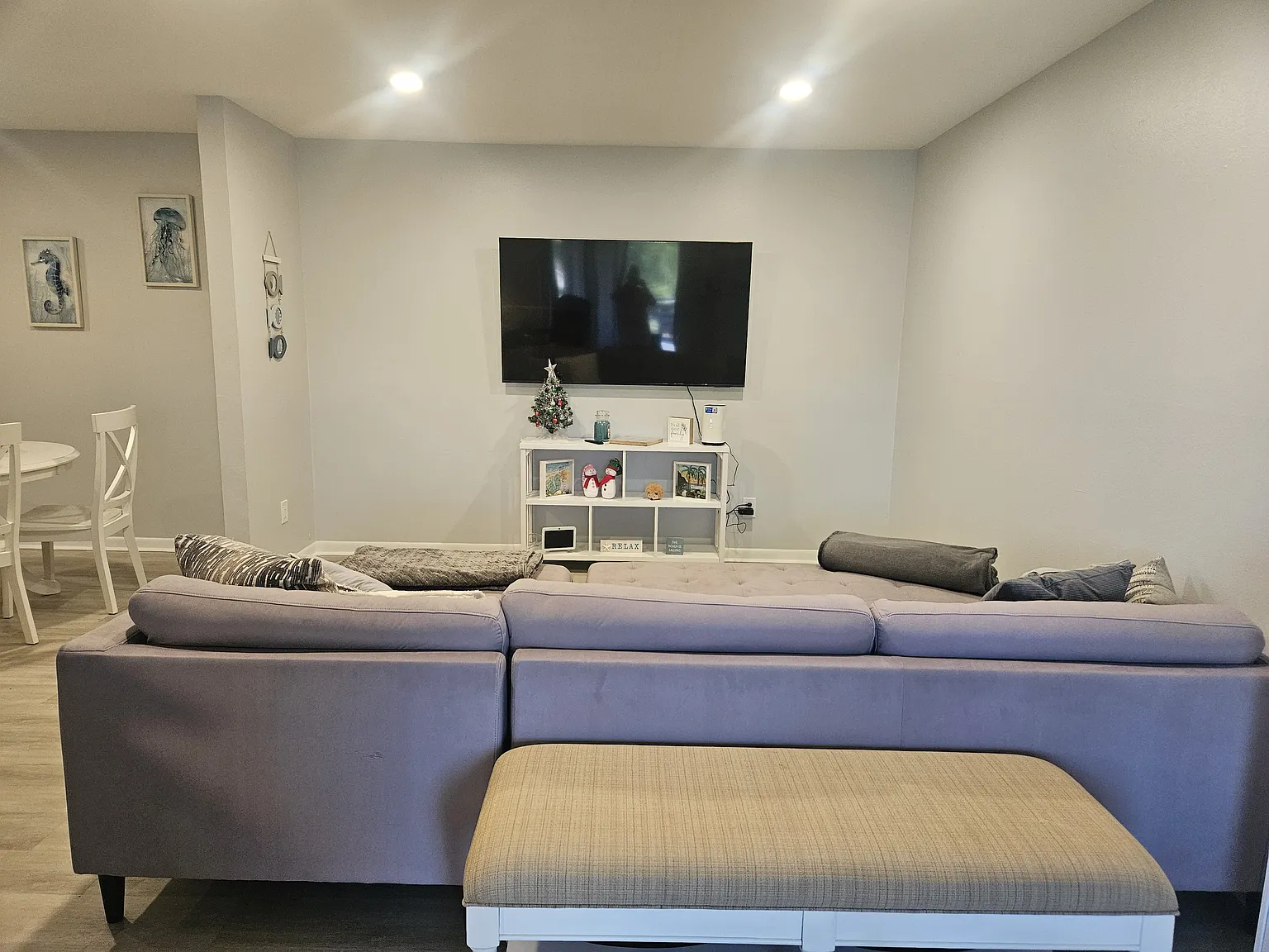 2 bed, 973 sqft, $2,100 — Photo 2