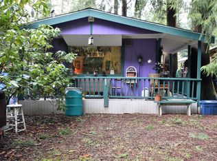 8449 Golden Valley Dr, Maple Falls, WA 98266