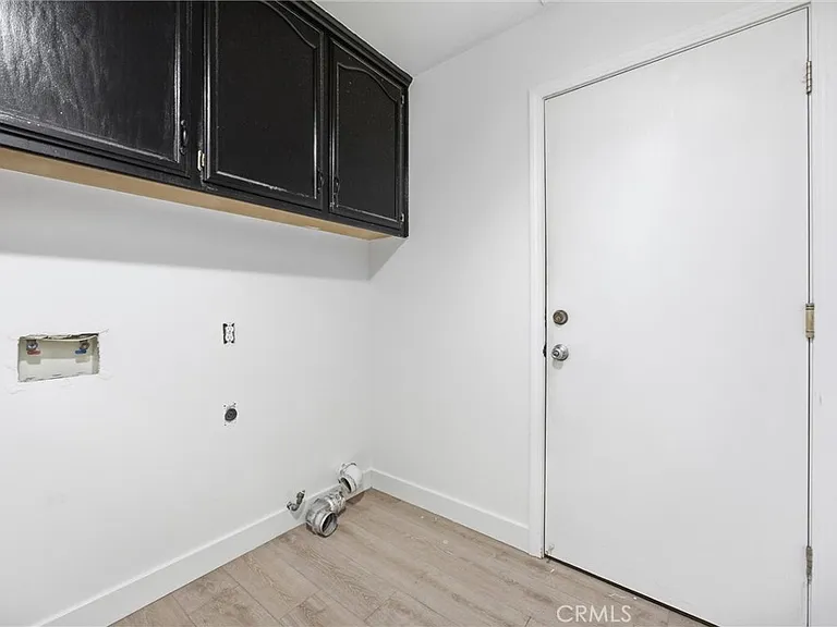 5009 Shaman Ct — Photo 32