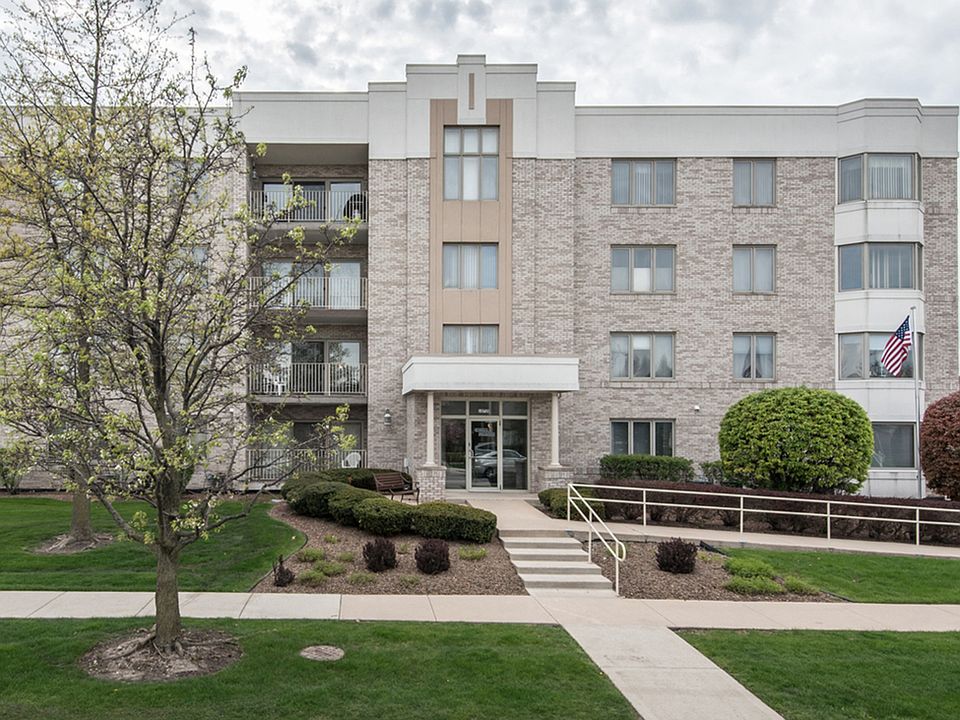 1st image of 10720 S Washington St APT 106