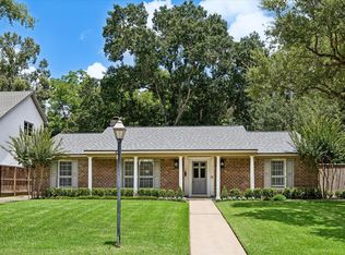 1907 Briarpark Dr, Houston, TX 77042