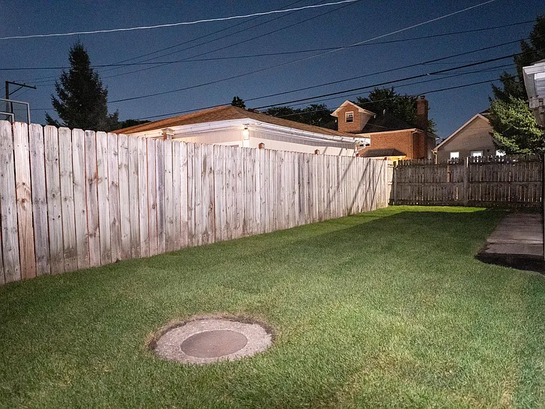 2711 W 98th Pl — Photo 14