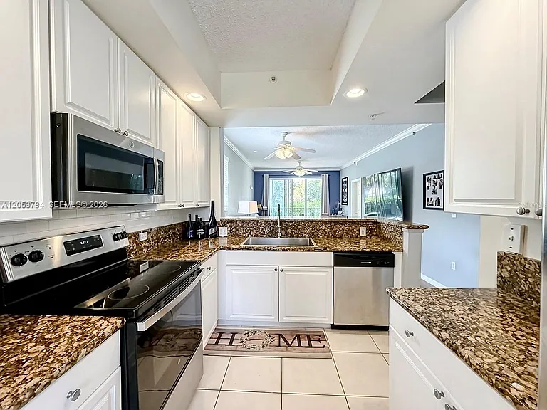 26 Royal Palm Way #201 — Photo 5