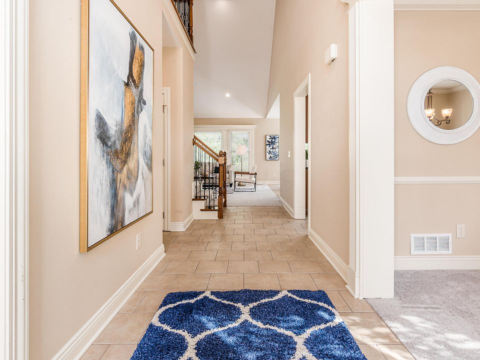 8048 Saybrook Dr, Westerville, OH 43082 Zillow