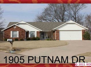 1905 Putnam Dr, Bartlesville, OK 74006