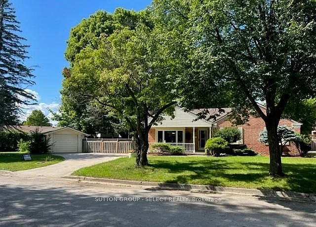 3 bed, $2,700 — Photo 1