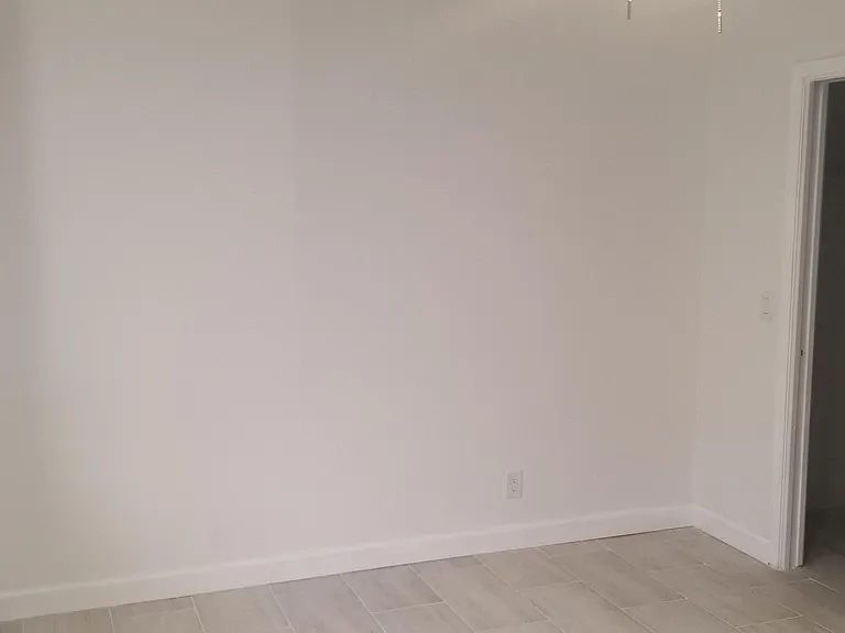 139 Sparrow Dr #3G — Photo 4